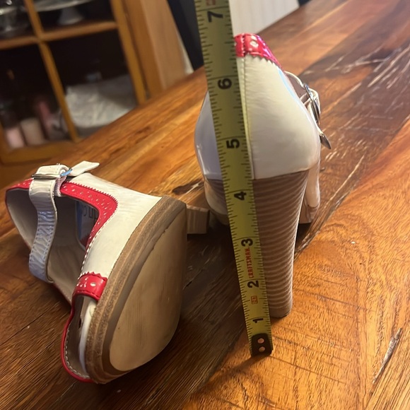 Pin-up style open toe 4 inch heels - Picture 5 of 5